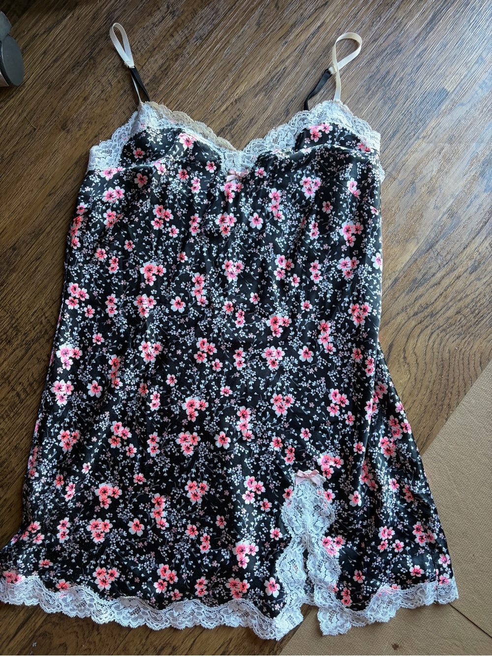 Victoria's Secret Black Satin
Lace Floral Chemise Slip Dress
Size Large